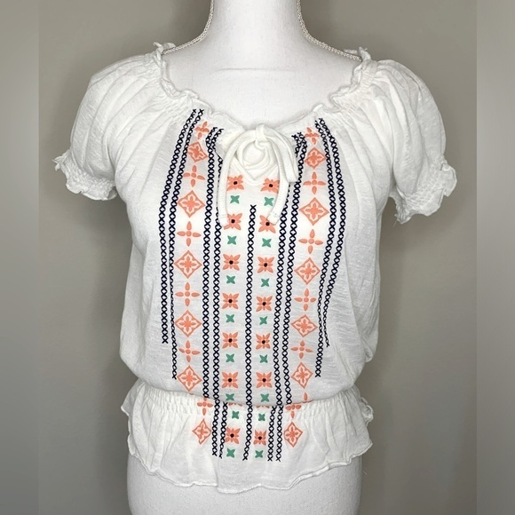 Wallflower Boho ruffle Embroidered Top White WomenSize Medium - Picture 1 of 7